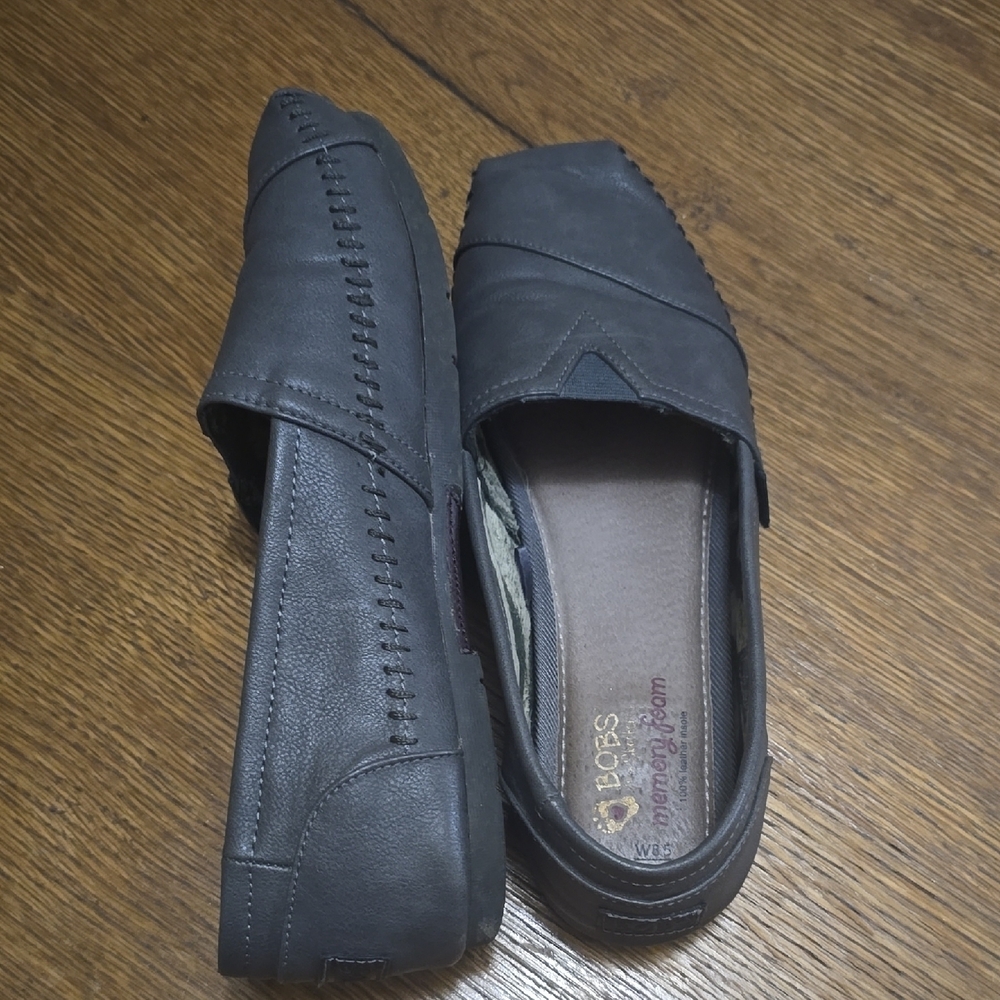 SkechersBob's  Women's Slip-On Loafers Leather